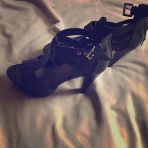 Guess platform heels